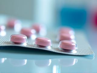 Cytotec 200 mcg blister packaging and tablets for product verification